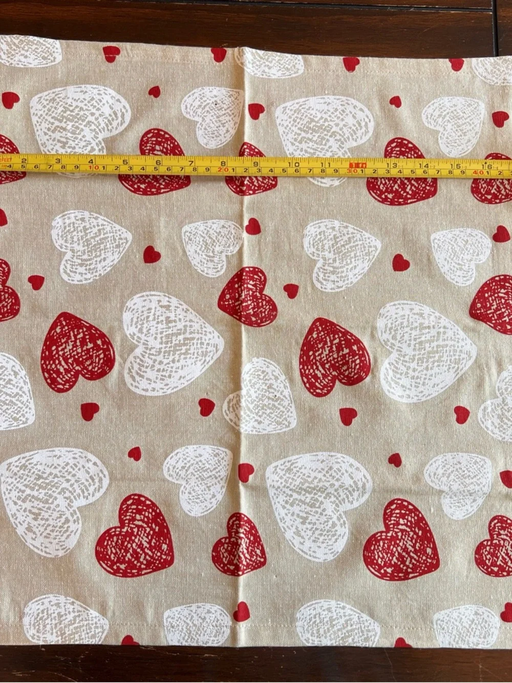 Valentine Heart Print Linen Napkins - Red & Cream Hearts - Picture 3 of 3